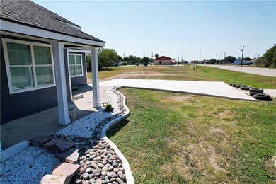 Discover an exceptional commercial opportunity in the heart of - photo 4