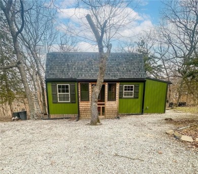 Lake Chaparral Home For Sale in Mound City Kansas