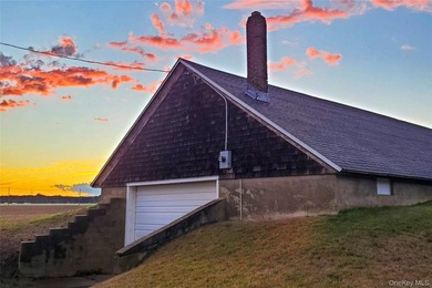 Introducing an extraordinary land offering in Watermill, New - photo 10