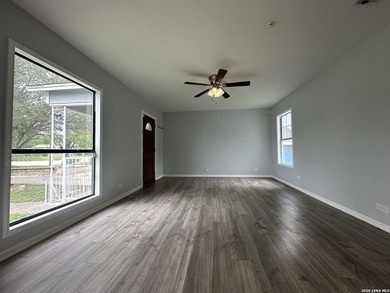 Quaint 2 bedroom 2 bath home. Located very near the historic - photo 9