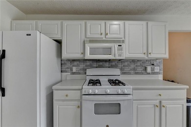 Wonderful opportunity in Covington! This 4-bedroom, 2.5-bath - photo 17