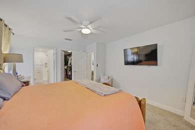 Welcome to this beautifully upgraded coastal retreat in the - photo 20