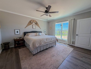 A private mountain escape with 2 homes! Set on 12 breathtaking - photo 20