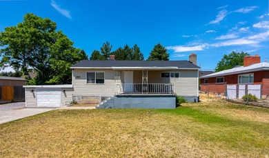 Located directly across from Cascade Elementary, this East Orem - photo 1
