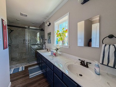 A private mountain escape with 2 homes! Set on 12 breathtaking - photo 23
