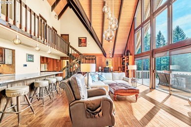 Set within the scenic Mohawk River Valley, this exceptional - photo 5