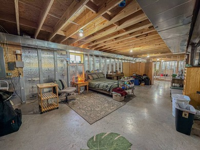 A private mountain escape with 2 homes! Set on 12 breathtaking - photo 29