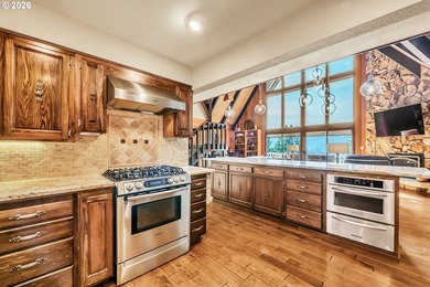 Set within the scenic Mohawk River Valley, this exceptional - photo 9