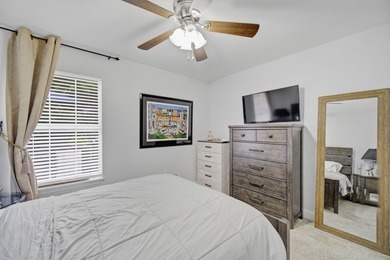 Welcome to this beautifully upgraded coastal retreat in the - photo 31