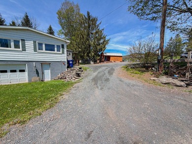 A private mountain escape with 2 homes! Set on 12 breathtaking - photo 35