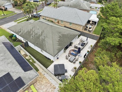 Welcome to this beautifully upgraded coastal retreat in the - photo 40