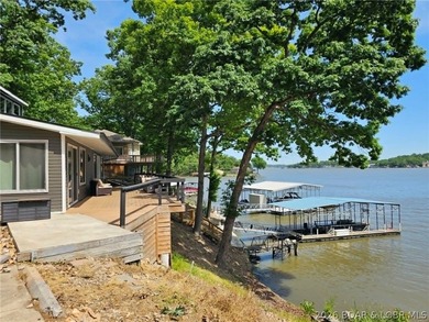 Beautifully positioned near the water's edge, this fully - photo 42