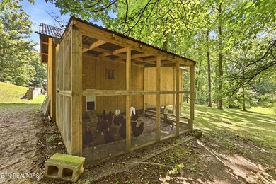 Embrace the East Tennessee lifestyle with this beautifully - photo 44