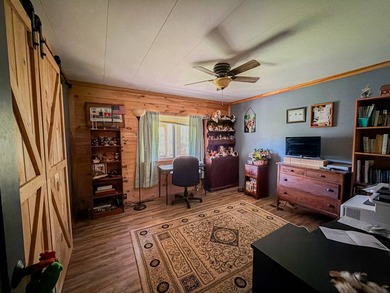 A private mountain escape with 2 homes! Set on 12 breathtaking - photo 44