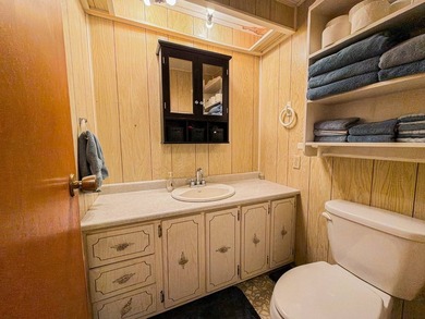 A private mountain escape with 2 homes! Set on 12 breathtaking - photo 46