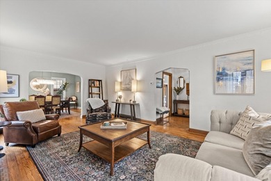 Welcome home to this beautifully updated Tudor in the heart of - photo 7