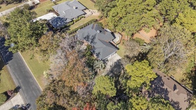 Beautifully updated 3BR/2.5BA home situated on the 18th fairway - photo 48