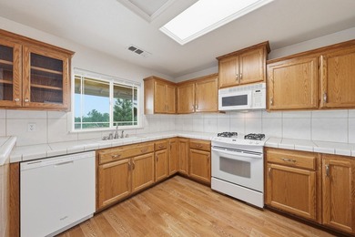 BRAND NEW ROOF!! Don't miss out on this Beautiful Home at the - photo 13