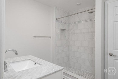 Don't miss this beautifully updated 4-bedroom, 3 full bathroom - photo 18