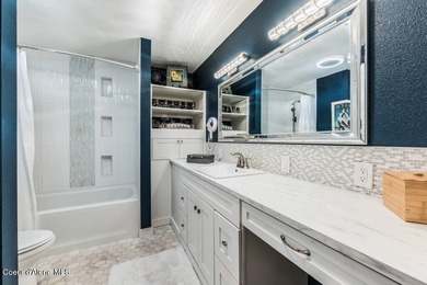Beautifully updated & move-in ready, this spacious 4-bedroom - photo 20