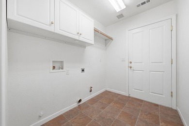 BRAND NEW ROOF!! Don't miss out on this Beautiful Home at the - photo 26