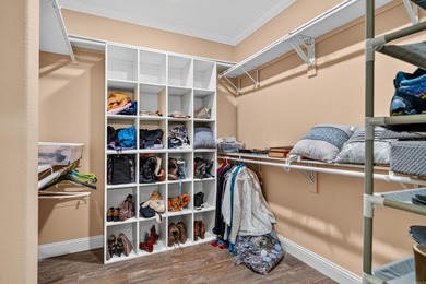 Got room to spread out? This all-brick, 1-level 4-bedroom - photo 27