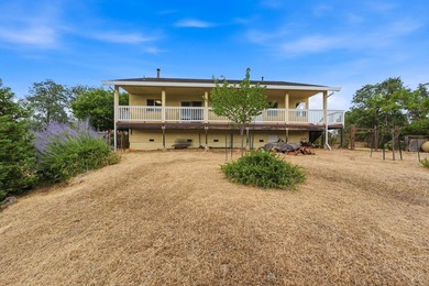 BRAND NEW ROOF!! Don't miss out on this Beautiful Home at the - photo 27