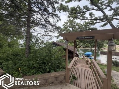 Tucked inside a quiet no-wake cove with stunning views of the - photo 32