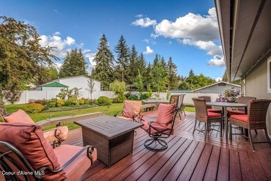 Beautifully updated & move-in ready, this spacious 4-bedroom - photo 43