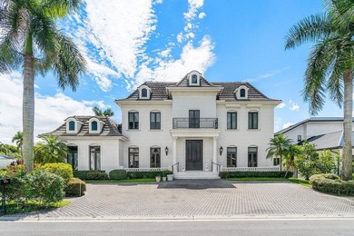 Experience unparalleled luxury in this extraordinary custom - photo 1