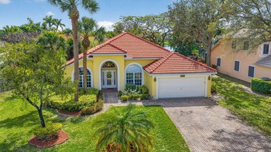 (private lake, pond, coastal) Home For Sale in Boynton Beach Florida