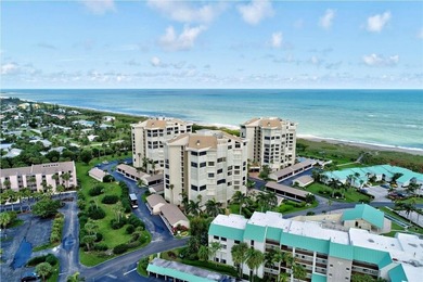 OCEAN VIEWS! Panoramic ocean views from this stunning 3 bedroom - photo 3