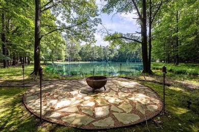 Welcome to your private sanctuary! This stunning estate resting - photo 38