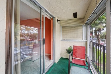 Move-in-Ready 2br/2ba Condo in a desirable 55+ community. Unit - photo 7
