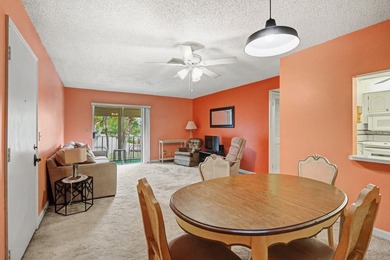 Move-in-Ready 2br/2ba Condo in a desirable 55+ community. Unit - photo 10
