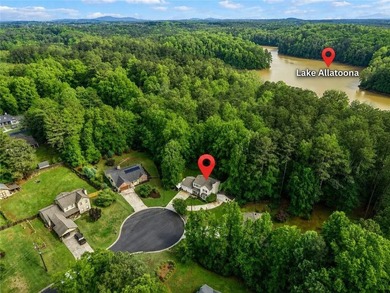 ONE OF A KIND WITH LAKE ACCESS AND A FULL SEPERATE APARTMENT - photo 2
