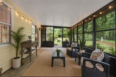 ONE OF A KIND WITH LAKE ACCESS AND A FULL SEPERATE APARTMENT - photo 9