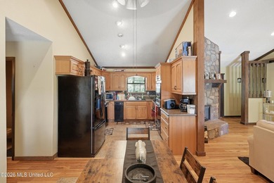 Welcome home to this spacious 4-bedroom, 2.5-bath ranch-style - photo 21