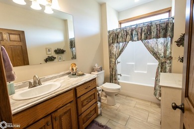 SPACIOUS RANCH HOME - COMFORT, STYLE & ROOM TO GROW. Welcome - photo 21