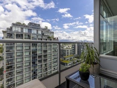 Perched on the coveted NW comer of the sub-penthouse level, this - photo 23