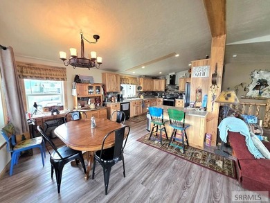 Ultimate Waterfront Living on Henry's Lake - Goose Bay Cabin - photo 11