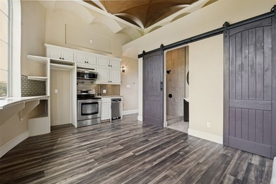 Nestled within the prestigious gated community of Lake Ridge - photo 14