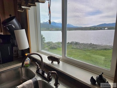 Ultimate Waterfront Living on Henry's Lake - Goose Bay Cabin - photo 14