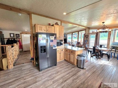Ultimate Waterfront Living on Henry's Lake - Goose Bay Cabin - photo 16