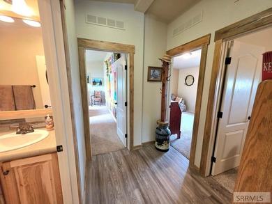 Ultimate Waterfront Living on Henry's Lake - Goose Bay Cabin - photo 20