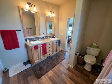 Ultimate Waterfront Living on Henry's Lake - Goose Bay Cabin - photo 27