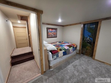 Ultimate Waterfront Living on Henry's Lake - Goose Bay Cabin - photo 35