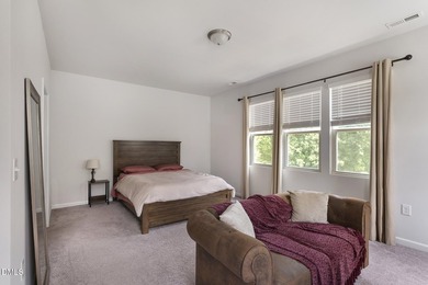 Location and curb appeal, this 'just like new' well maintained - photo 19