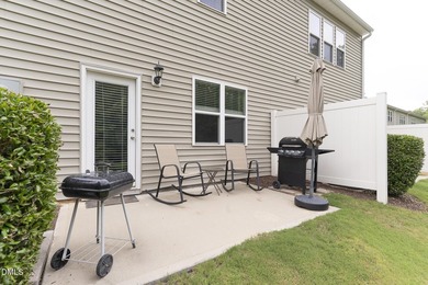 Location and curb appeal, this 'just like new' well maintained - photo 32