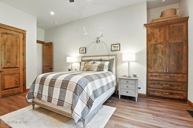 Stunning Custom-Built Luxury Multigenerational home with on 4.82 - photo 38